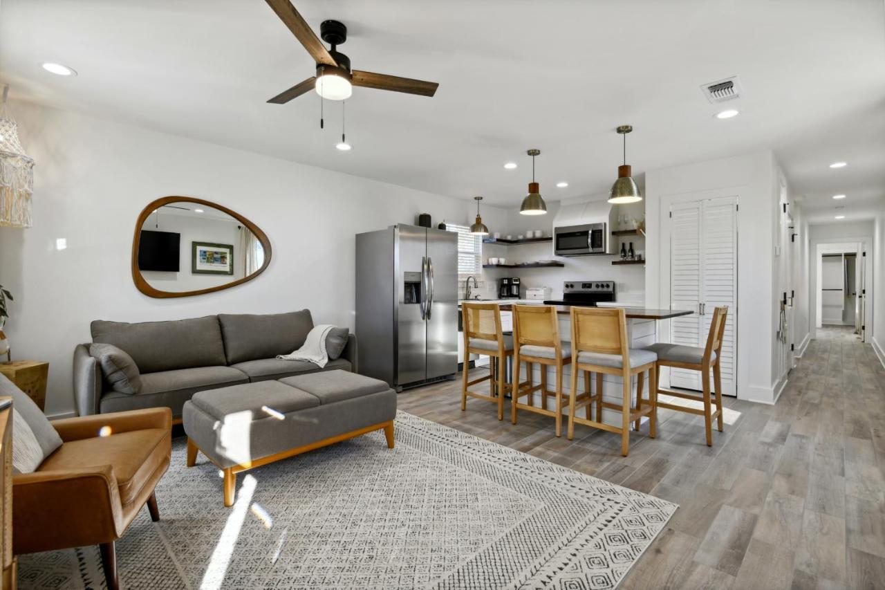 Vacation Rental Bay St Louis Walk To Beach, Dining, Shopping, And Nightlife Bay St. Louis Екстер'єр фото